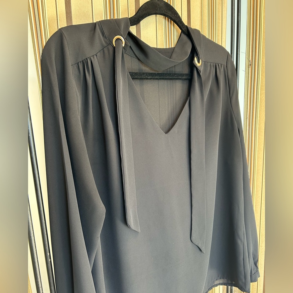 Femme de Carrière blouse